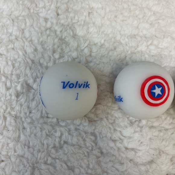 Volvik Vivid Marvel Captain America Golf Balls 3 Pack White The Avengers New - Picture 7 of 9